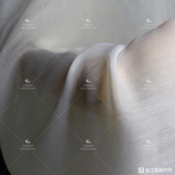 �������ϳ���ֱ���ֻ���Ӧ-3.jpg