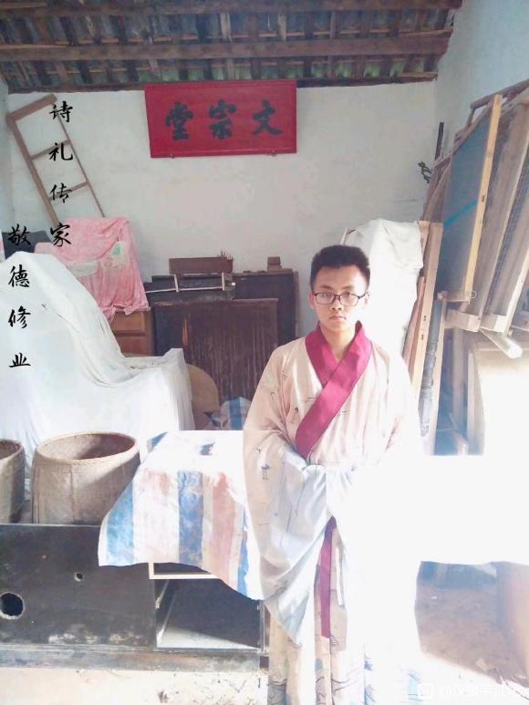 �����˻������崫ͳ��װ,�伸�����,��Ҳ���ͱ��ʲ��䡣������-3.jpg