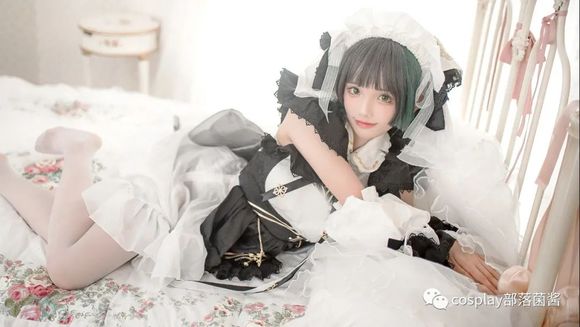 �������߲�cos��Ƭѧ��,һֻ��ճ�˵�è-2.jpg