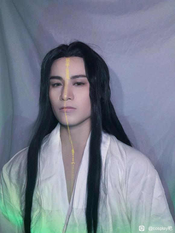 ��COS��Ƭ���к���coser-1.jpg