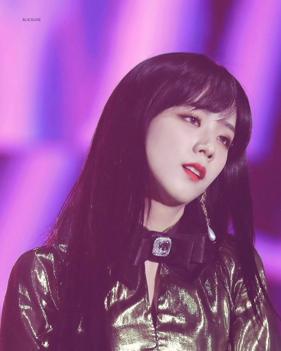 Kim Jisoo�㡺220414ͼͼ����һ�������˼主���ı�ֽ,̫���ҵ���-1.jpg