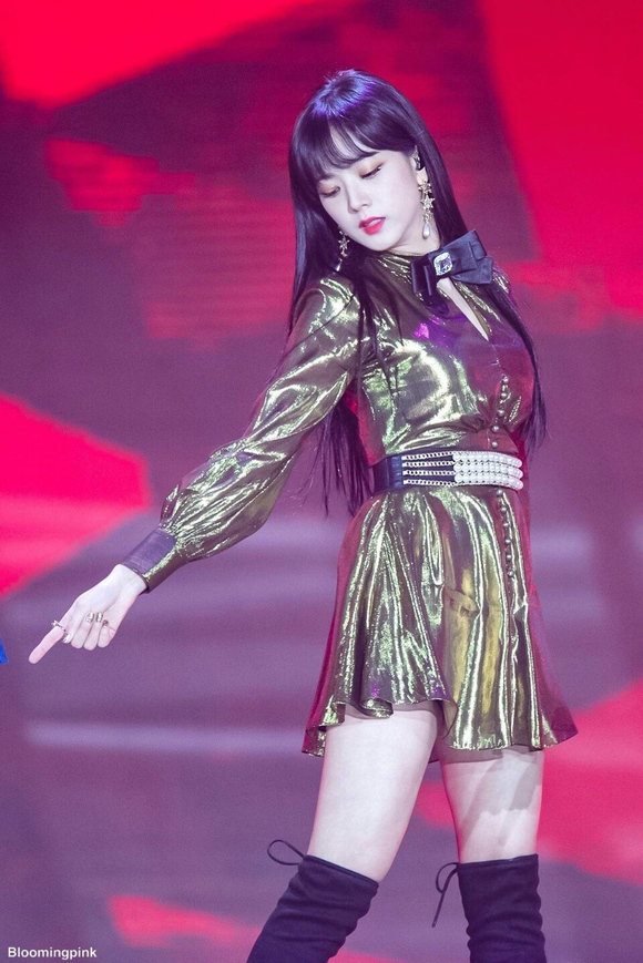 Kim Jisoo�㡺220414ͼͼ����һ�������˼主���ı�ֽ,̫���ҵ���-6.jpg