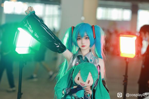 ��COS��Ƭ������һ��miku�ĳ���!-2.jpg