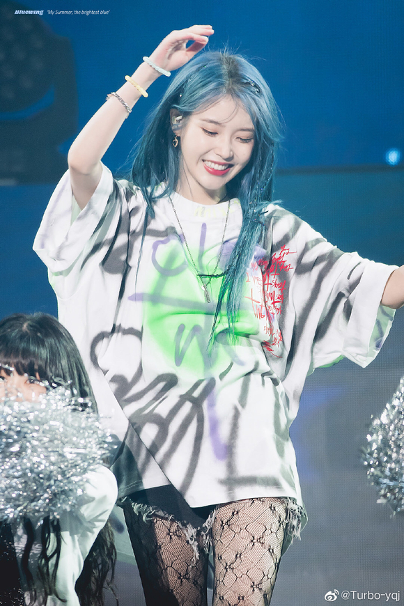 IU-Ready��ͼͼ��220424�����iu�ĵ��Ա�ֽ-2.jpg