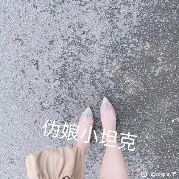 ��COS��Ƭ����һ��Ůװ�������-2.jpg