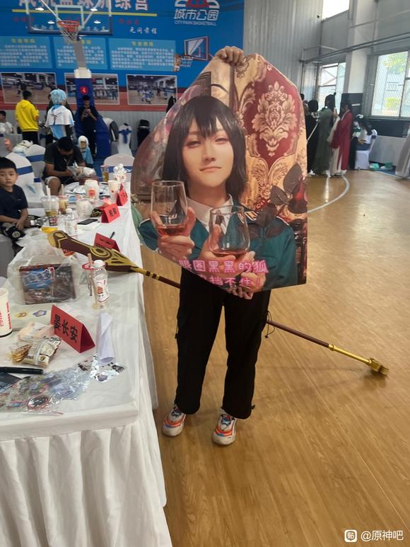 ��ԭ��COS������������չʱ������ŵCOSPLAY-4.jpg