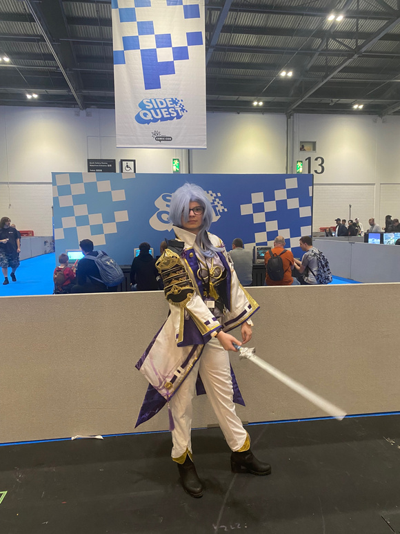 �׶���չcoser-9.jpg