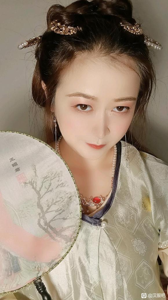 ���µ�һ��,������������,��Ů�͵Ĵ�ҿ�������-1.jpg