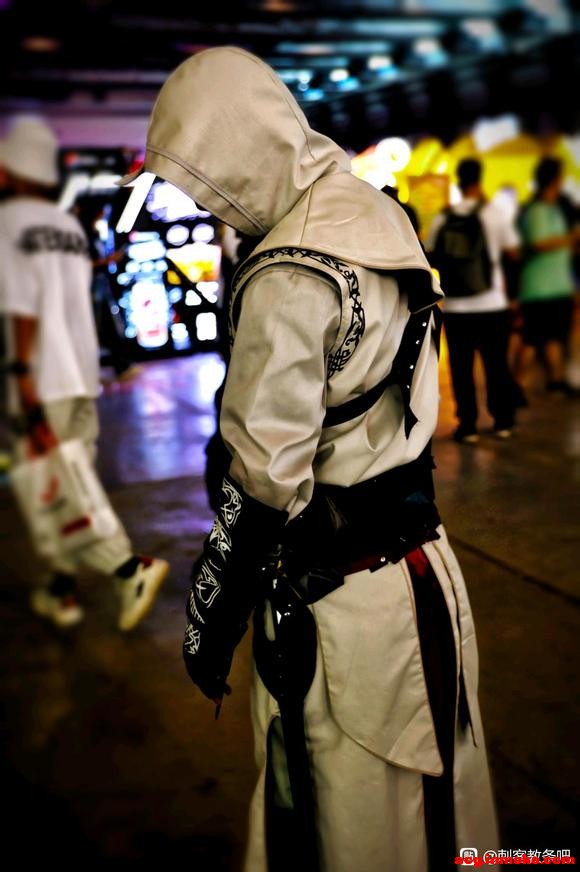 ��չ��ͼ��cosplay�²�����˭-3.jpg
