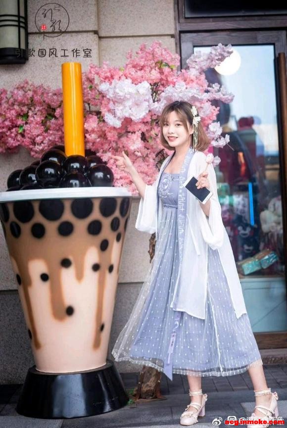 ��������� Lolita-2.jpg