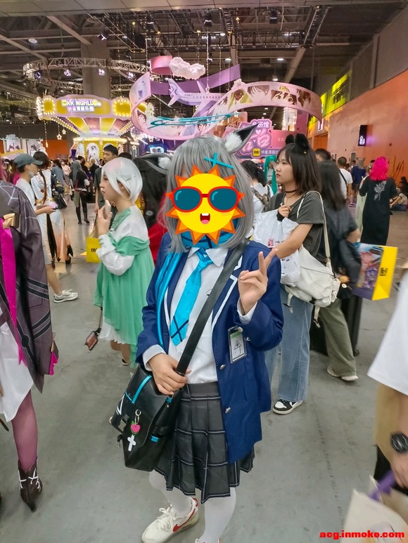 ���չ���ө�����չ-2.jpg