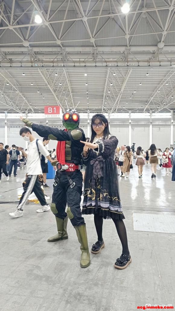 lo���ĵ�һ����չ֮��,�ÿ����ܺͺö�Ư����coser����-3.jpg