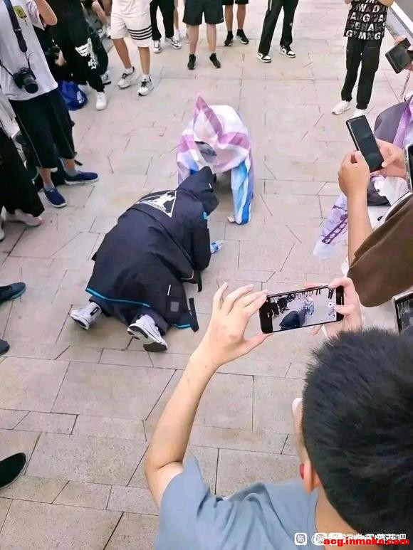��չ�ϵ�����-1.jpg