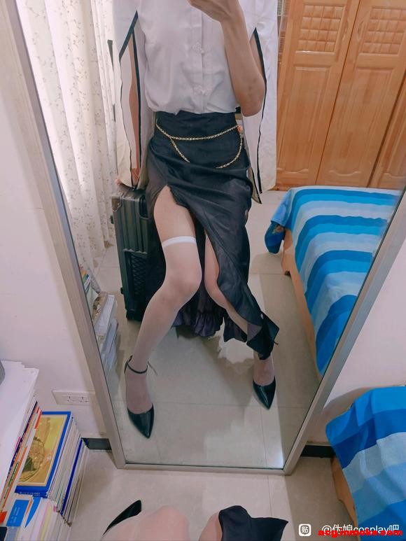 ��һ��Ůװȥ��չ-6.jpg