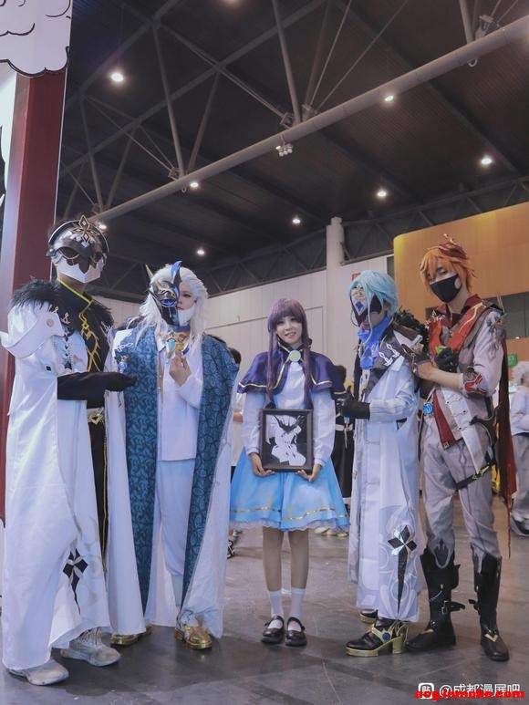 ����չ��8.11�ɶ�������-1.jpg