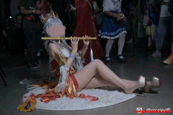 ��COS��Ƭ�����ظ��������κ�û�ˡ�,��ǰ��cosͼ���ٻ�һ���Ϸ�-2.jpg