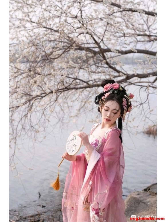 ����д��ŷ�ױ-1.jpg