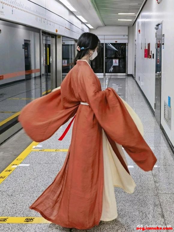 ��������Ӫ���Χ�е�һ�Ѻ���-1.jpg