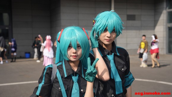 ??����ȥ��չ���� �ҷ�coser����-2.jpg