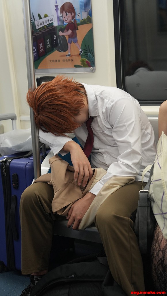 ??����ȥ��չ���� �ҷ�coser����-1.jpg