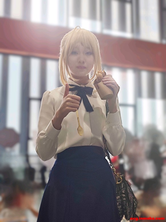 ��չsaber cos-1.jpg
