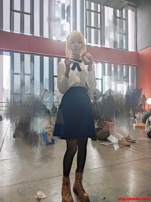 ��չsaber cos-2.jpg