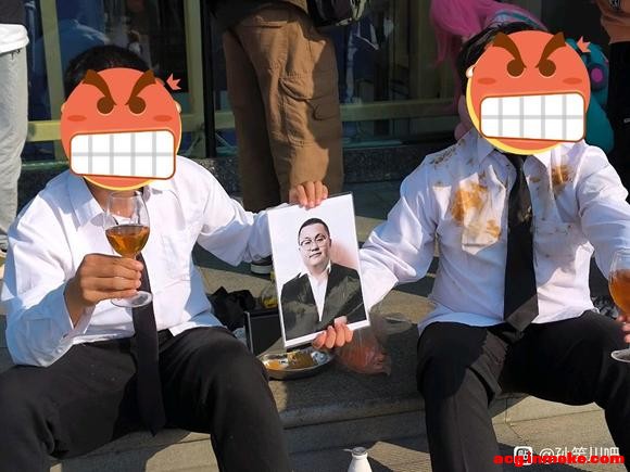 ��չż����Ц��-1.jpg