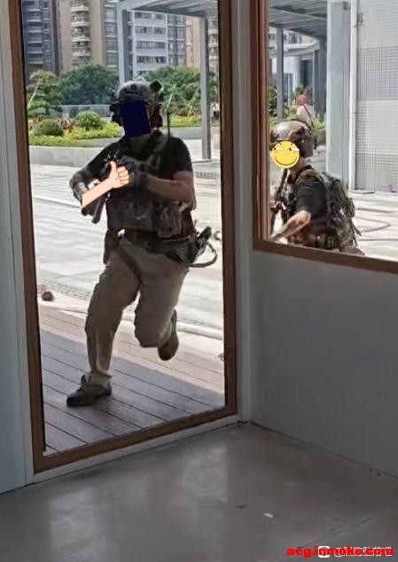 ������չ,�л���ȥ����̨ �������ѳ�&amp;amp;#xFAE1;-4.jpg