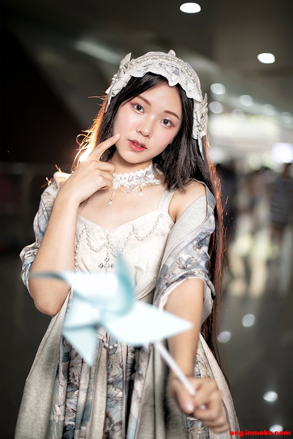 ����ͼ����չ�ĵ���lolita-1.jpg