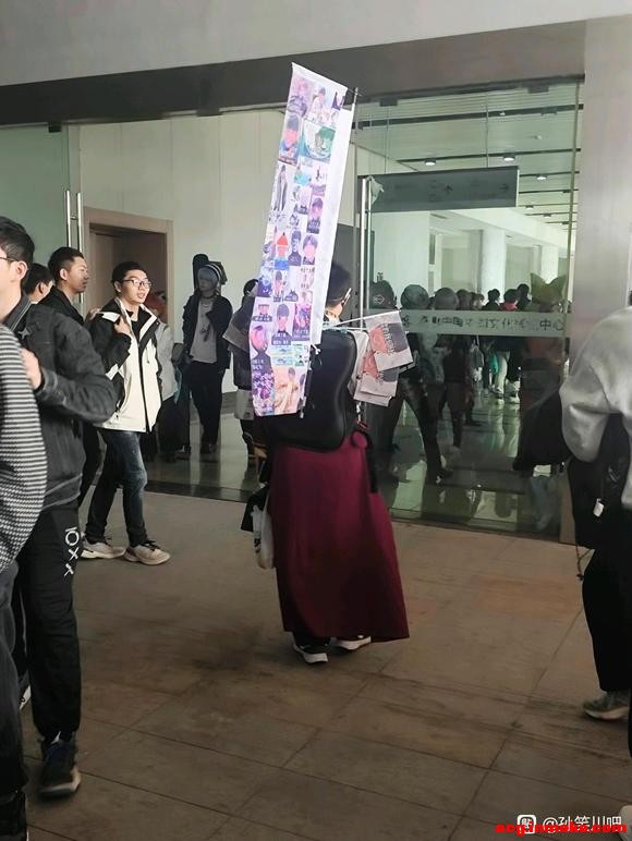 �人����������չ-4.jpg