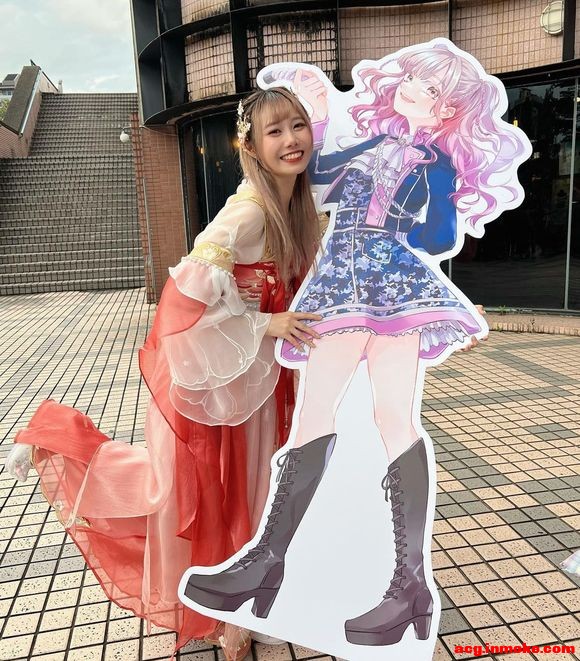 ���Ƕ�10�µ����ջẺ����Ӱ-3.jpg