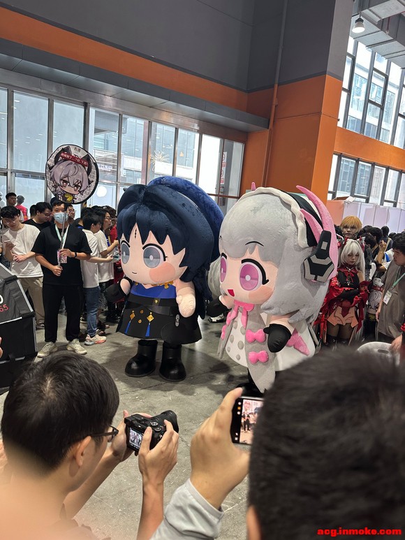����ө�����չ��-1.jpg