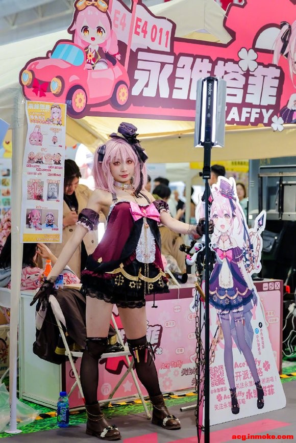 waw��չ��������չ̨ǰ��coser��ʦ����λ��-1.jpg