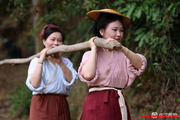 ��һ�Ͷ��ڷ�һ�½�ǰ��ԭ������ƽ�񺺷���Ƭ-2.jpg
