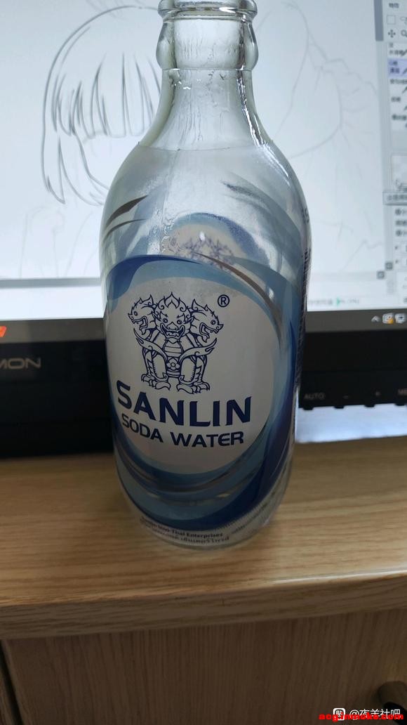 �й���һ�Ų廭�Ľ�ɫ-1.jpg
