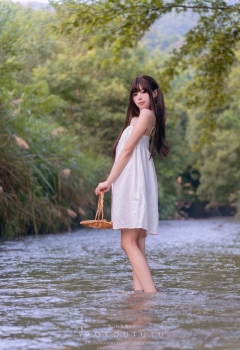 ��COS��Ƭ��ҧһ���������Ϫ֮�ģ�60P1V