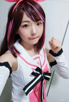 ��COS��Ƭ��Ѱ����֯:��ô�к������˼��˵�����cosplayȺ?