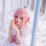 �������£�С���cosplay��Ʒ����
