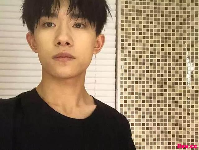 TFBOYSжױ�����գ���Դ���ȣ�ǧ����Ϯ�����������������߳�����