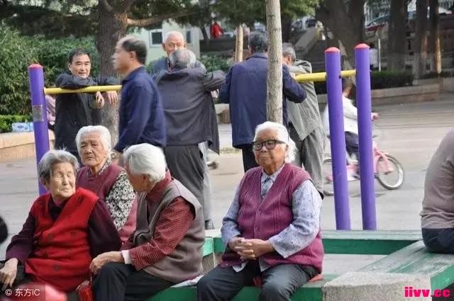 ���Ͻ�����¹涨����4��������Ա�ɶ����������Ͻ�����������