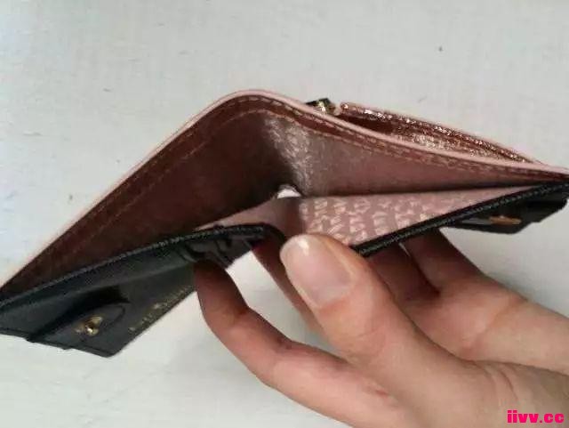 �����լ�����Ϊ�㲻֪������Ǯ����ح������Ѷ