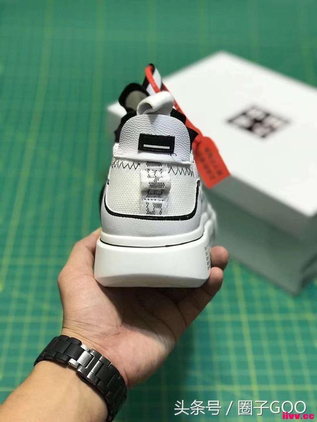 ���� Lining ���� ���2 ACE NYFW���������˶�Ь