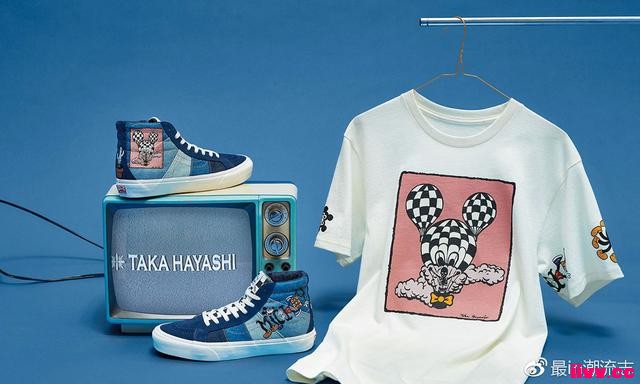 ��ף Mickey Mouse 90 ���� Vans x Disney ����������