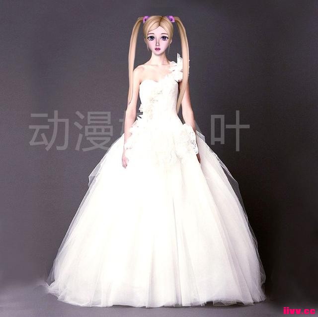 Ҷ�����������Ǵ��ϰ�ɫ��ɴȹ���������������ɣ��鹫����������