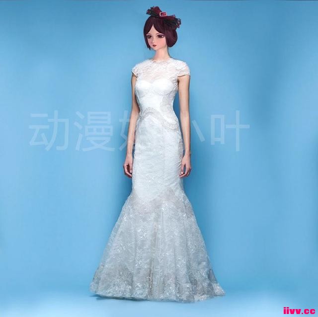 Ҷ�����������Ǵ��ϰ�ɫ��ɴȹ���������������ɣ��鹫����������