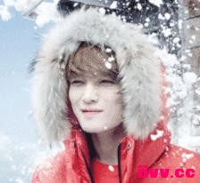 �Ӳ��ң�����һ����㣬����ѫ������һ����磬�����У��ҡ���