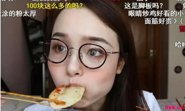 �������ۡ�С���Բ�ը����һ��������¶���ԣ������ѷ���ͼ