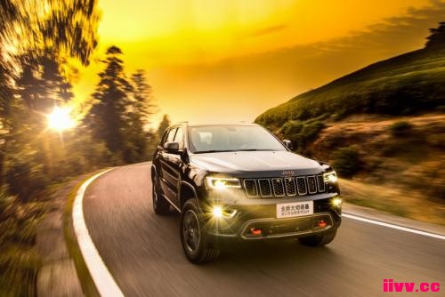Jeep�¾�40����ʵ��ǰ�У��Ұ���ɽ��Ϊ��ɽ��������